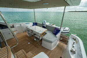 2022 Azimut 55 FLY thumbnail 4