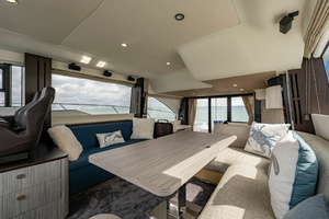 55FT (16.76M) AZIMUT