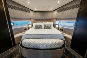 2022 Azimut 55 FLY thumbnail 27