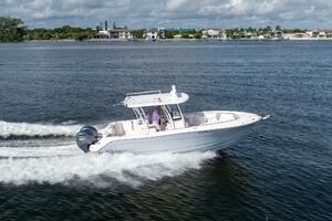 Hi Ho Silver 30ft Robalo Yacht For Sale
