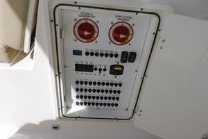 32ft Pursuit Yacht For Sale