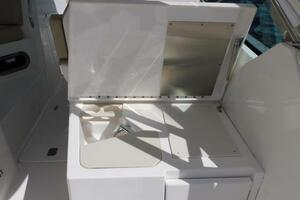32ft Pursuit Yacht For Sale