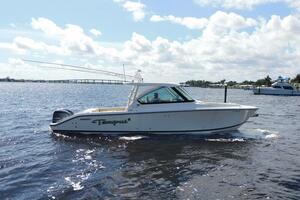 32ft Pursuit Yacht For Sale