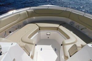 32ft Pursuit Yacht For Sale