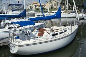 Credo 30ft Catalina Yacht For Sale