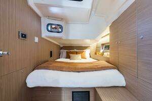 2026 Beneteau Oceanis 47 thumbnail 11