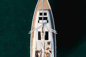 2026 Beneteau Oceanis 47 thumbnail 18