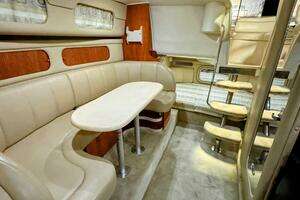 2002 Rinker 342 Fiesta Vee thumbnail 21