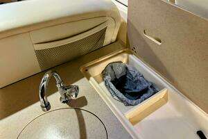 2002 Rinker 342 Fiesta Vee thumbnail 16