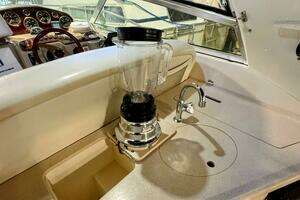 2002 Rinker 342 Fiesta Vee thumbnail 15