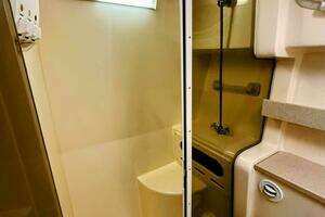 2002 Rinker 342 Fiesta Vee thumbnail 29