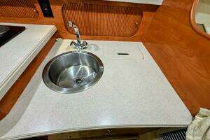2002 Rinker 342 Fiesta Vee thumbnail 25
