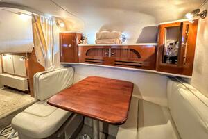 28ft Sea Ray Yacht For Sale