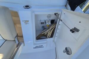 Gib N Tone 35ft Sea Ray Yacht For Sale