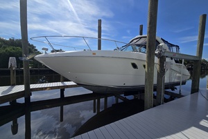 Gib N Tone 33ft Sea Ray Yacht For Sale