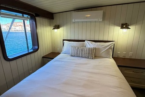 ANNE S PIERCE 120ft Glovertown Sy Yacht For Sale