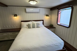 ANNE S PIERCE 120ft Glovertown Sy Yacht For Sale