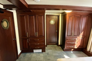 ANNE S PIERCE 120ft Glovertown Sy Yacht For Sale