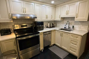 ANNE S PIERCE 120ft Glovertown Sy Yacht For Sale