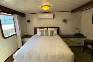 ANNE S PIERCE 120ft Glovertown Sy Yacht For Sale