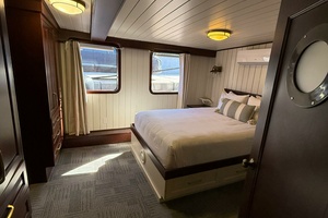 ANNE S PIERCE 120ft Glovertown Sy Yacht For Sale