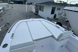 22ft Twin Vee Yacht For Sale