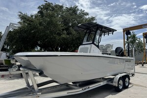 22ft Twin Vee Yacht For Sale