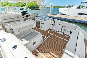 MARMARA 32ft Boston Whaler Yacht For Sale