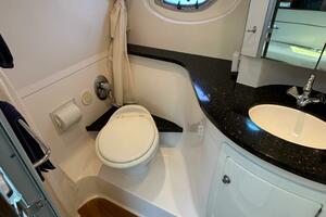 35ft Regal Yacht For Sale