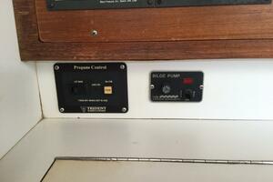 32ft J Boats Yacht For Sale