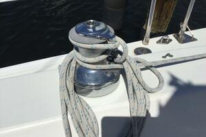 32ft J Boats Yacht For Sale