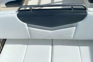 31ft Robalo Yacht For Sale