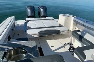 31ft Robalo Yacht For Sale