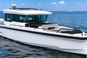 37ft Axopar Yacht For Sale