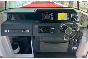 37ft Axopar Yacht For Sale