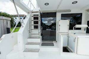 2005 Ocean Alexander Raised Pilothouse Flybridge Sedan thumbnail 38