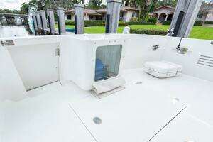 2005 Ocean Alexander Raised Pilothouse Flybridge Sedan thumbnail 39