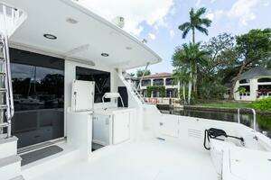 2005 Ocean Alexander Raised Pilothouse Flybridge Sedan thumbnail 36