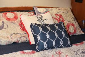 Dolce Vita 41ft Hunter Yacht For Sale