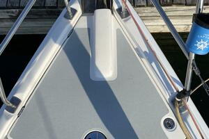 Dolce Vita 41ft Hunter Yacht For Sale