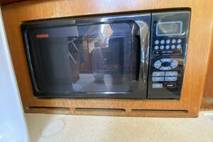 Dolce Vita 41ft Hunter Yacht For Sale