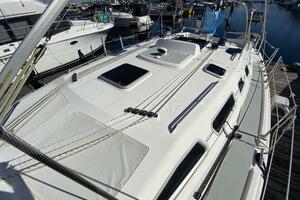 Dolce Vita 41ft Hunter Yacht For Sale