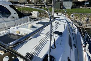 Dolce Vita 41ft Hunter Yacht For Sale