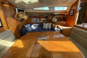 Dolce Vita 41ft Hunter Yacht For Sale