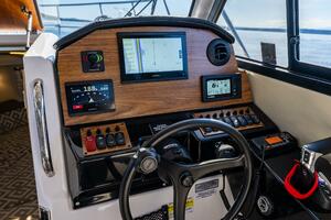 Cancelled  30ft Cutwater Yacht For Sale