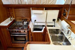 Starlight 46ft Outbound Yacht For Sale