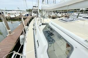 Starlight 46ft Outbound Yacht For Sale