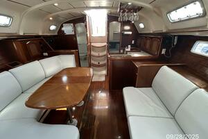 Little Wing 38ft Beneteau Yacht For Sale