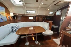 Little Wing 38ft Beneteau Yacht For Sale