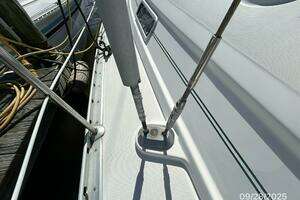 1998 Beneteau Oceanis 381 thumbnail 21